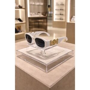 Women White Rectangular Sunglasses Gold Medallion Temple Detail Retro Chic Shade